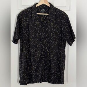 Billabong Mens Button Up Shirt Medium Black Tan Animal Print Casual Surf Skate M